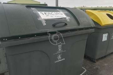 Marpequeña Alta, con el personal de Recogida de Residuos (Foto TA)