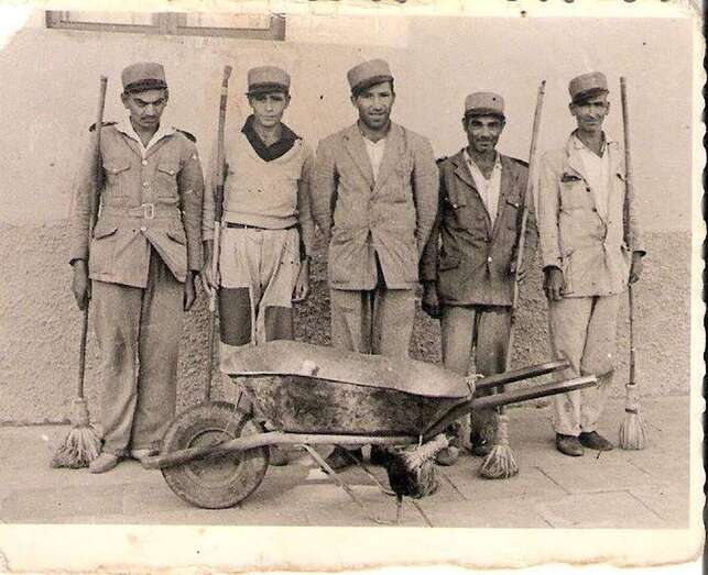 Equipo municipal de Limpieza Viaria en los años 60 en Telde (Foto José Carreño Hernández)