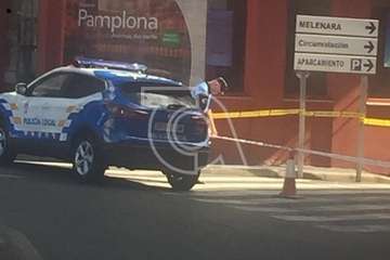 Caída de cascotes de un edificio plurifamiliar de Los Llanos de Telde (Foto TA)