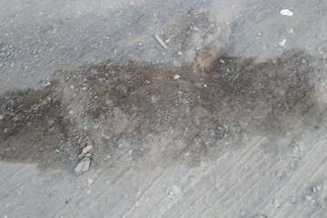 Vertedero en un solar de la calle de Sagunto de Las Huesas (Foto TA)