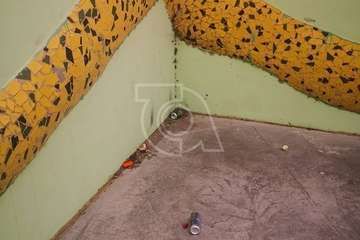 La suciedad se apodera de un parque infantil de Jinámar/TA.