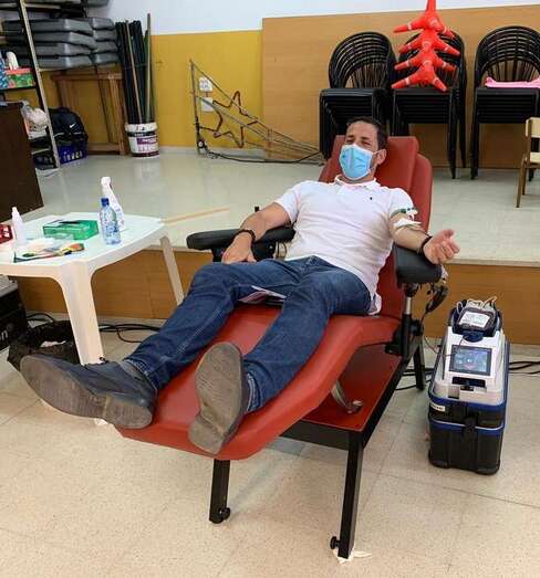 Héctor Suárez acudió este jueves a donar sangre al punto temporal habilitado por el ICHH en La Garita/TA: