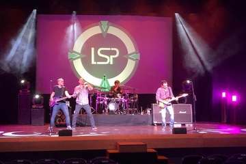 Concierto de Los Salvapantallas en el Teatro de Telde/TA.