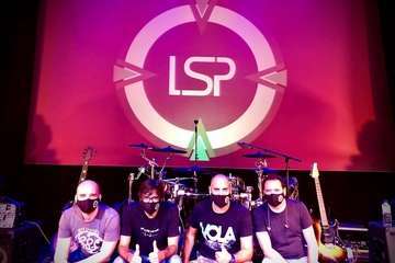 Concierto de Los Salvapantallas en el Teatro de Telde/TA.