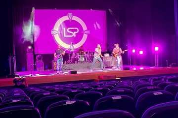 Concierto de Los Salvapantallas en el Teatro de Telde/TA.