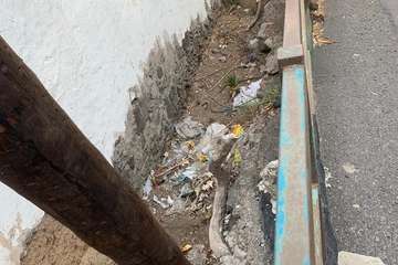 La falta de limpieza se hace notar en calles de La Pardilla/TA.