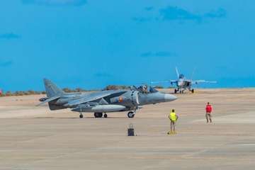 Maniobras militares en el cielo de Telde/Antonio Rico.