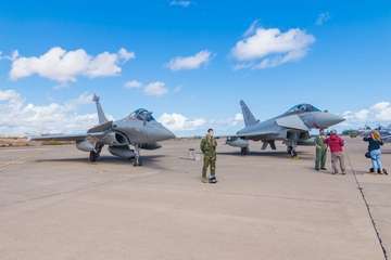 Maniobras militares en el cielo de Telde/Antonio Rico.