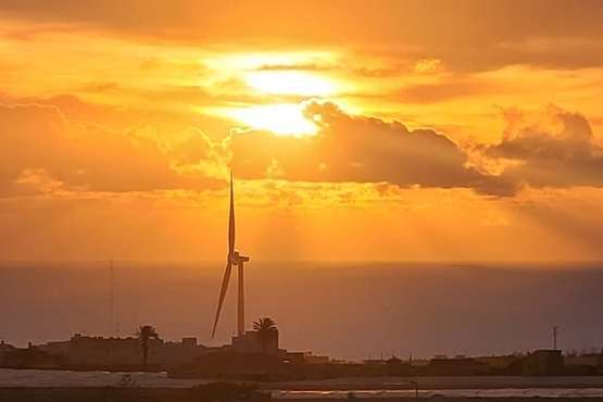 La costa de Telde al alba/Jesús Ruiz Mesa.