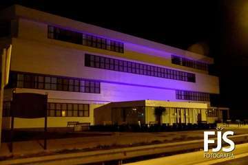 El Cubillo ya luce de violeta contra la violencia de género/F.J.S.