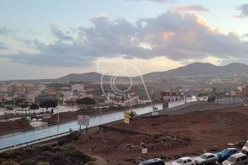  El paso de un frente nuboso deja 7,8 l/m2 en una hora en Telde/TA.