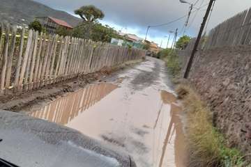  El camino de Piletas, intransitable/TA.