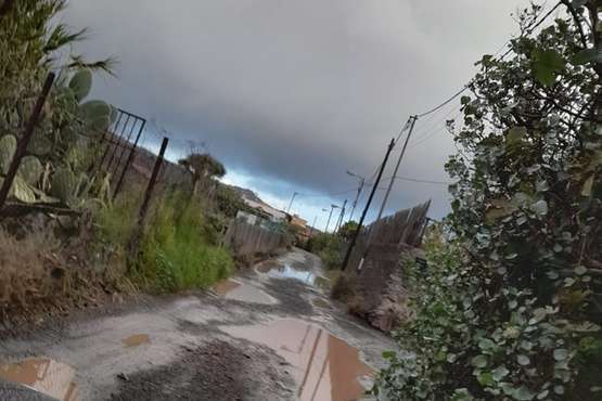  El camino de Piletas, intransitable/TA.