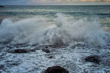  El oleaje fustiga la costa de Telde/Gumersindo Hernández (Foto 1-5) y Miguel Guti (Foto 6-10)