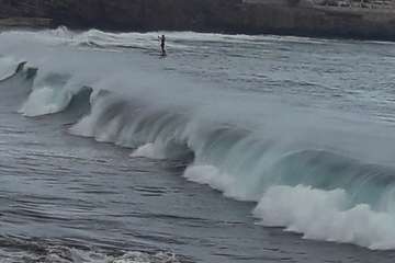  El oleaje fustiga la costa de Telde/Gumersindo Hernández (Foto 1-5) y Miguel Guti (Foto 6-10)