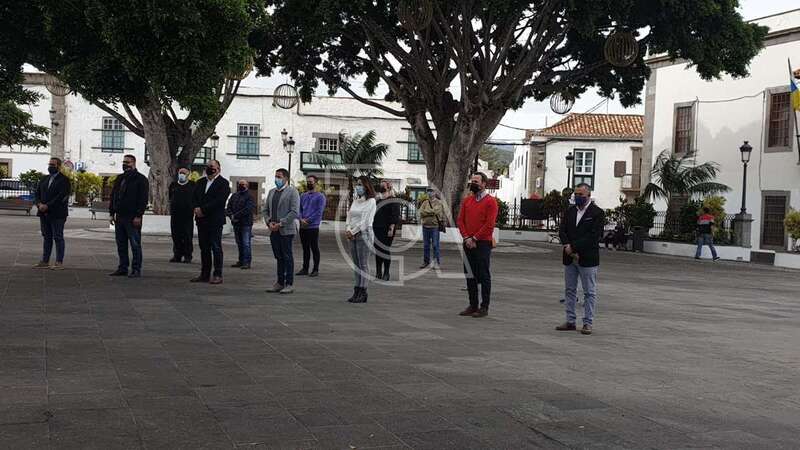El acto se celebró este mediodía en la plaza de San Juan/TA.