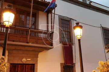 Telde estrena faldones por Semana Santa/TA.