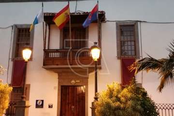 Telde estrena faldones por Semana Santa/TA.