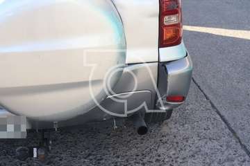 Solo daños materiales en un choque de dos vehículos en el casco de Telde/TA.