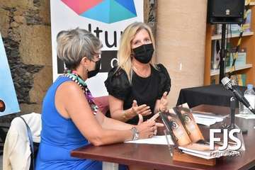 Presentación de los libros 'Un pulso con la muerte' y 'Tendido cero' en Telde/Francisco Javier Santana.