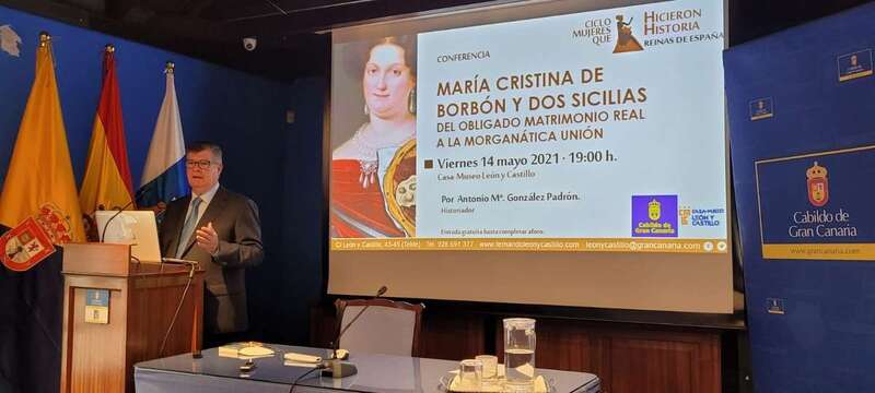 Momento de la charla de anoche/Jesús Ruiz Mesa.