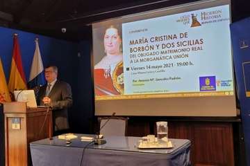Charla del cronista de Telde sobre la reina María Cristina de Borbón/Jesús Ruiz Mesa.