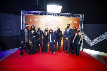 Telde arropa  el preestreno de 'La piel del volcán'/C7 y TA.