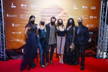 Telde arropa  el preestreno de 'La piel del volcán'/C7 y TA.