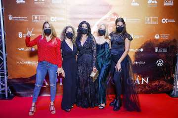 Telde arropa  el preestreno de 'La piel del volcán'/C7 y TA.