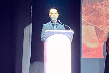 Telde arropa  el preestreno de 'La piel del volcán'/C7 y TA.