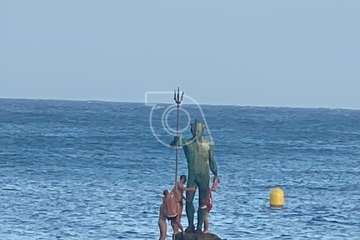 El Neptuno de Melenara se viste de rojiblanco/TA.