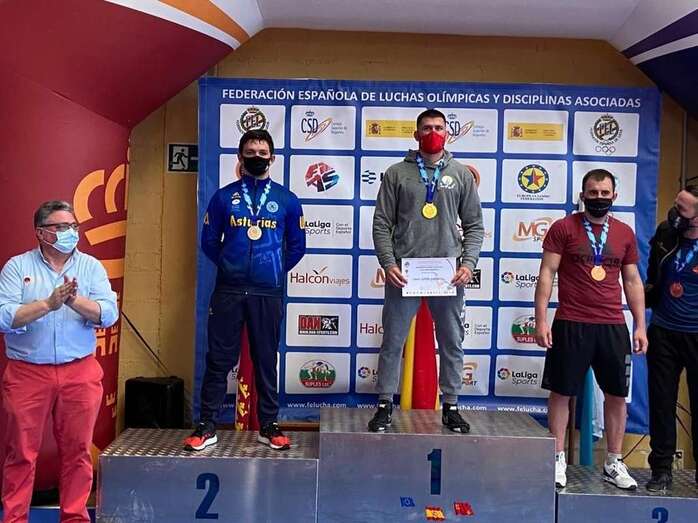 Daniel Herrero en el podio/TA.