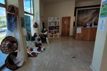  Artesanía y vestimenta tradicional canaria en el Teatro de Telde/Jesús Ruiz Mesa.