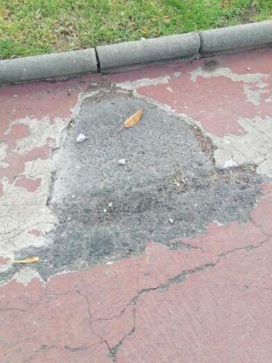 Los usuarios piden el arreglo del paseo y de los baños públicos / TA