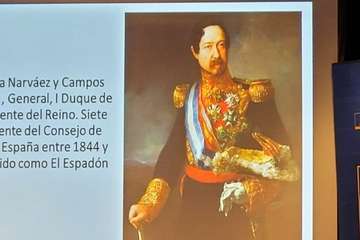 Conferencia del cronista oficial de Telde sobre la reina Isabel II/Jesús Ruiz Mesa.