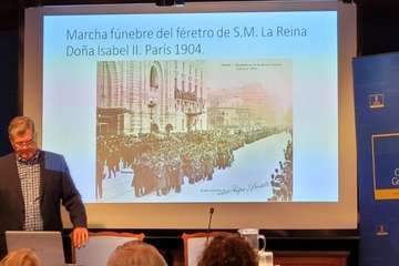 Conferencia del cronista oficial de Telde sobre la reina Isabel II/Jesús Ruiz Mesa.