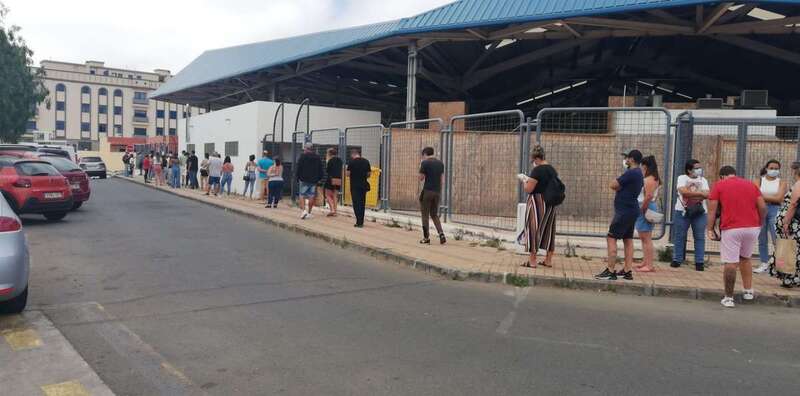 Imagen del vacunódromo instalado en el área polivalente de Narea / TA