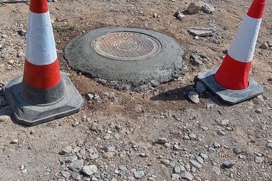  Aguas de Telde pone fin al peligro de una arqueta en Taliarte/TA.