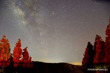 La lluvia de estrellas fugaces desde Gran Canaria/Antonio Alí.