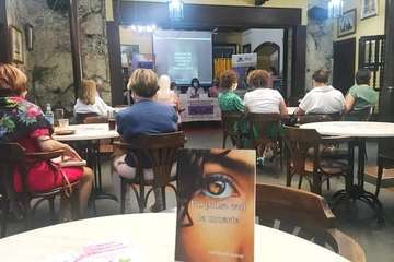  Éxito de la presentación del nuevo libro de la teldense Fefi Martín/TA.