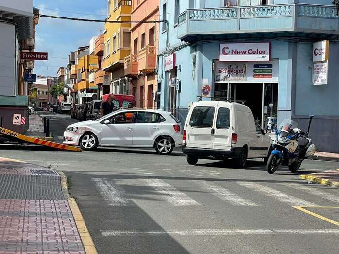 Imagen de los dos vehículos implicados en la colisión/TA.
