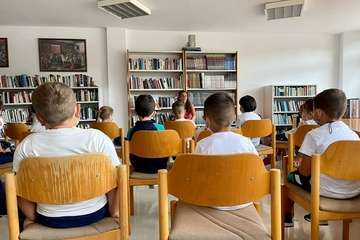Sesión de cuentos en la Biblioteca Municipal de Jinámar/TA.