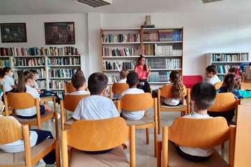 Sesión de cuentos en la Biblioteca Municipal de Jinámar/TA.