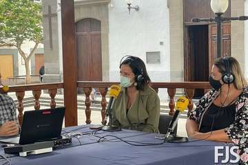 La Cadena SER cambia la hora en Telde/Francisco Javier Santana.