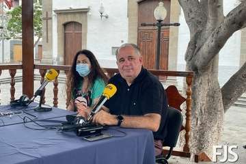 La Cadena SER cambia la hora en Telde/Francisco Javier Santana.