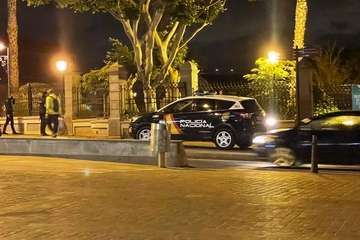 La Policía Nacional se moviliza para poner orden en el 'fumadero' de Arnao/TA.