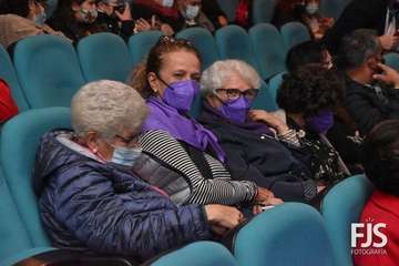 Representación en Telde la obra musical Tras la puerta violeta, ¿cruzamos?/Francisco Javier Santana.