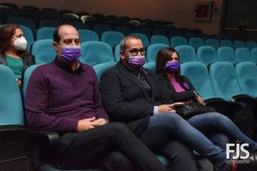 Representación en Telde la obra musical Tras la puerta violeta, ¿cruzamos?/Francisco Javier Santana.