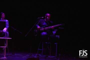 Representación en Telde la obra musical Tras la puerta violeta, ¿cruzamos?/Francisco Javier Santana.