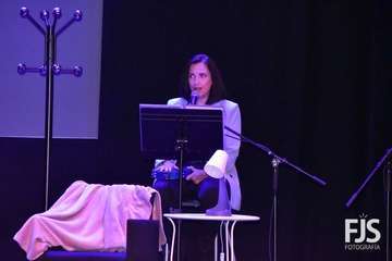 Representación en Telde la obra musical Tras la puerta violeta, ¿cruzamos?/Francisco Javier Santana.